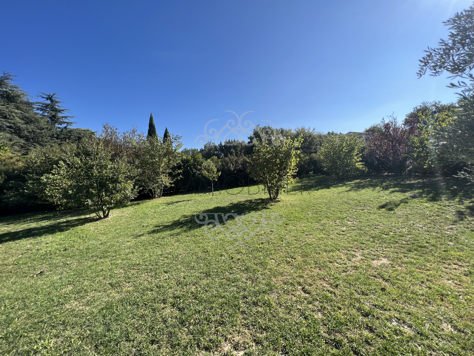 Image_1, Terrain, Aix-en-Provence, ref :1249VT