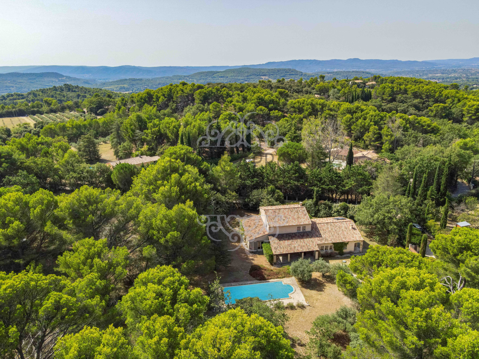 Image_37, Maisons (maison, propriété, villa, Mas,bastide, maison de village), Lourmarin, ref :1246 VM