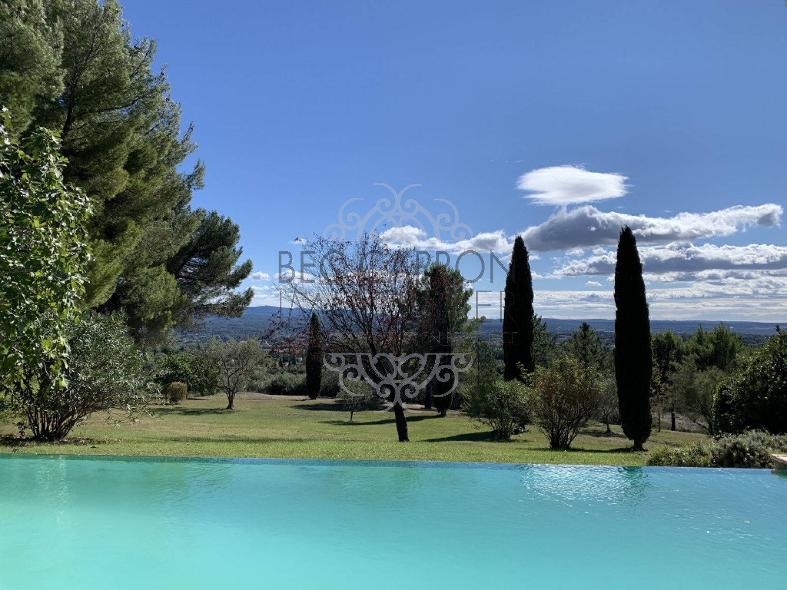 Image_6, Maisons (maison, propriÃ©tÃ©, villa, Mas,bastide, maison de village), Aix-en-Provence, ref :975 VM