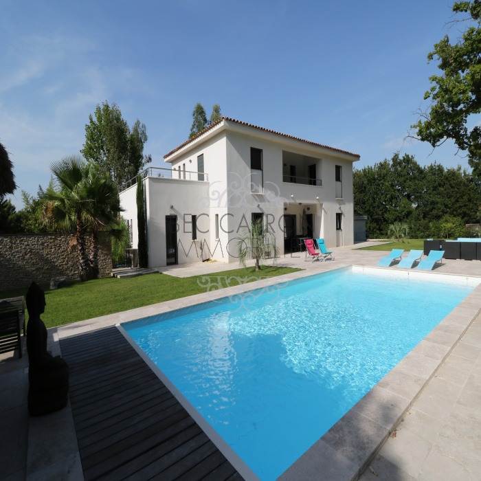 Immobilier De Luxe à Aix-en-Provence, Villa, Propriété à Vendre