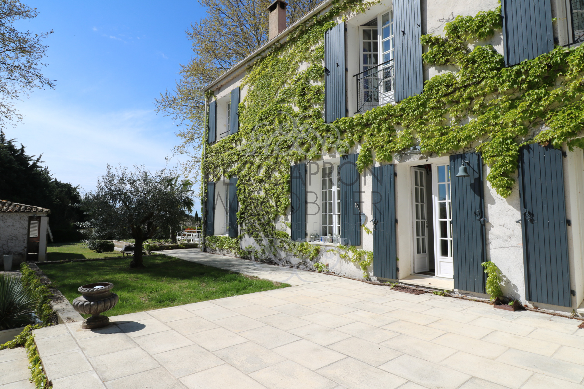 vente Maison à vendre terrasse à AixEnProvence avec BEC CAPRON