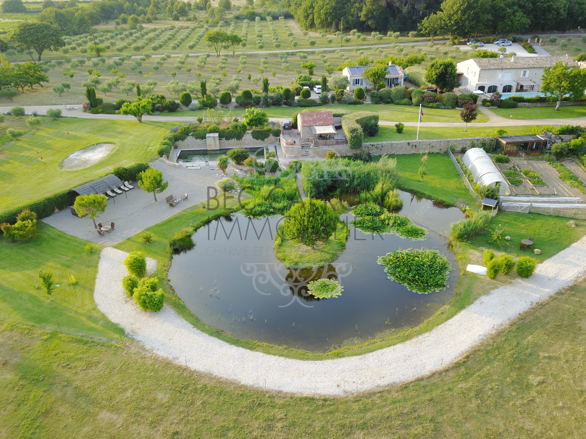vente Très beau domaine à 20 minutes d'AixenProvence Agence BEC CAPRON